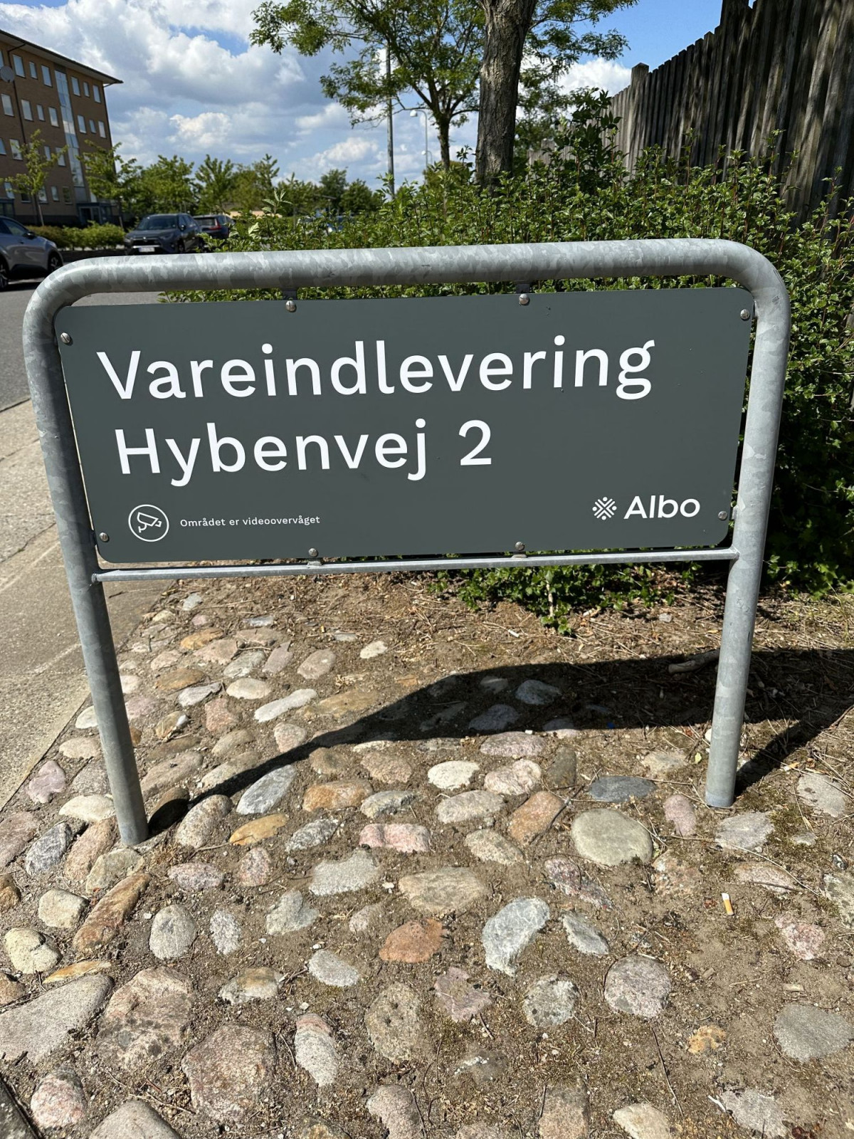 P og henvisningskilte 1